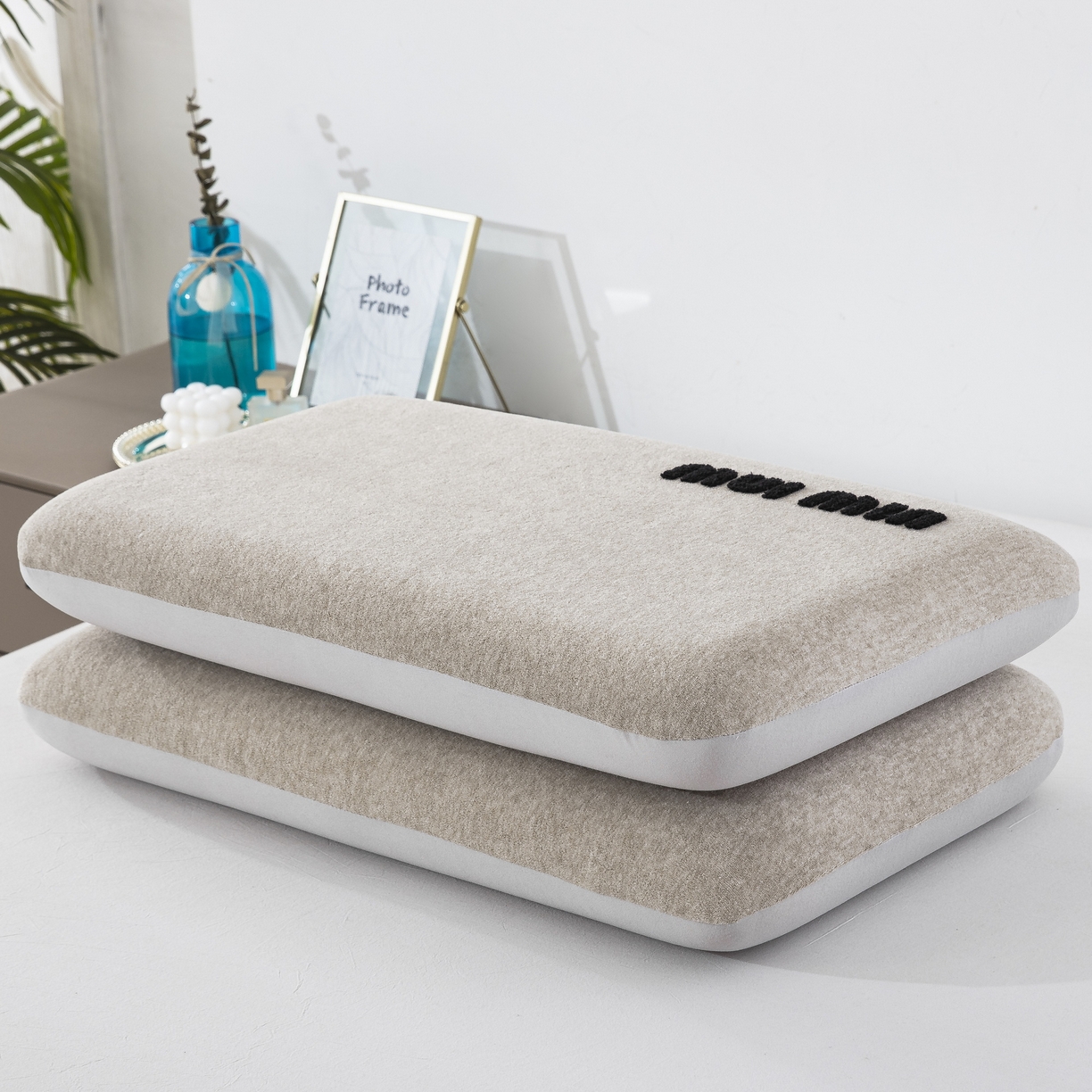 91家纺网 家纺一手货源 找家纺 大黄蜂家居家纺 2025新款毛巾绣仿羊绒星球面包记忆枕套 多巴胺驼