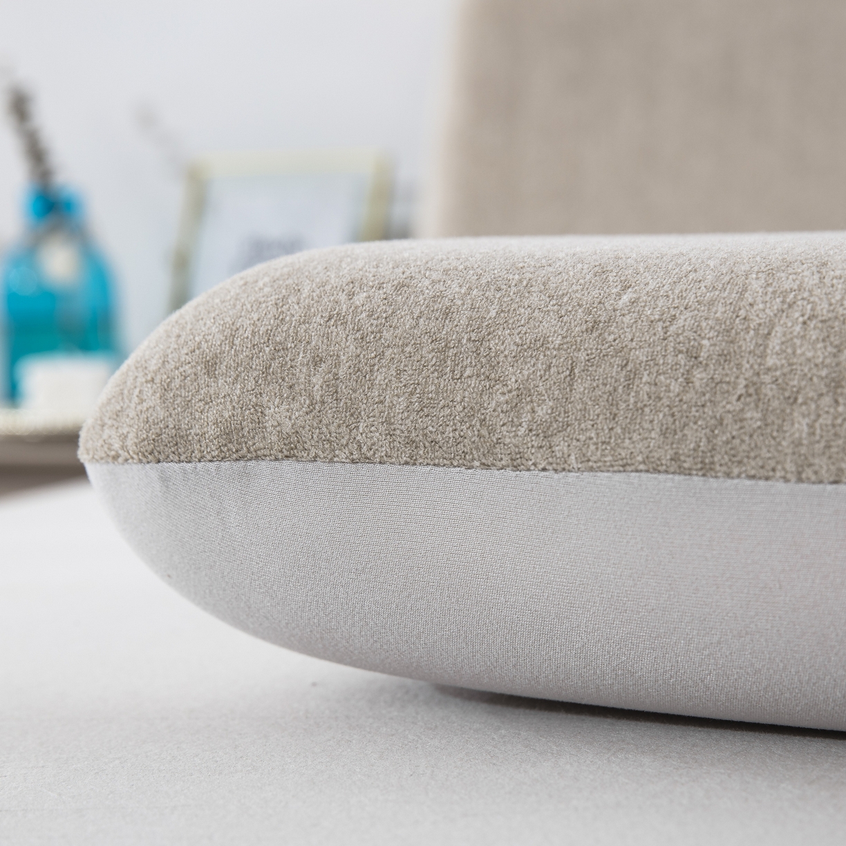 91家纺网 家纺一手货源 找家纺 大黄蜂家居家纺 2025新款毛巾绣仿羊绒星球面包记忆枕套 多巴胺驼