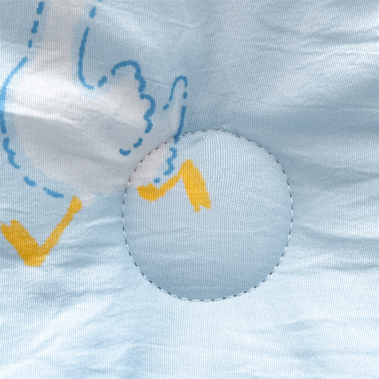 91家纺网 家纺一手货源 找家纺 盛秋家纺 2025新款A类水洗棉水晶绒豆豆被被子被芯 甜心猫+蝴蝶粉