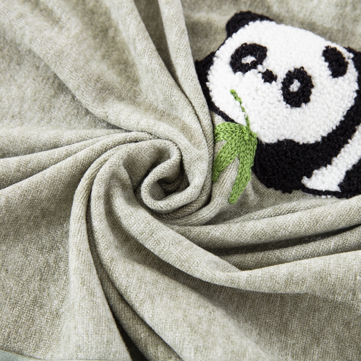 91家纺网 家纺一手货源 找家纺 大黄蜂家居家纺 2025新款毛巾绣仿羊绒星球面包记忆枕套 熊猫绿