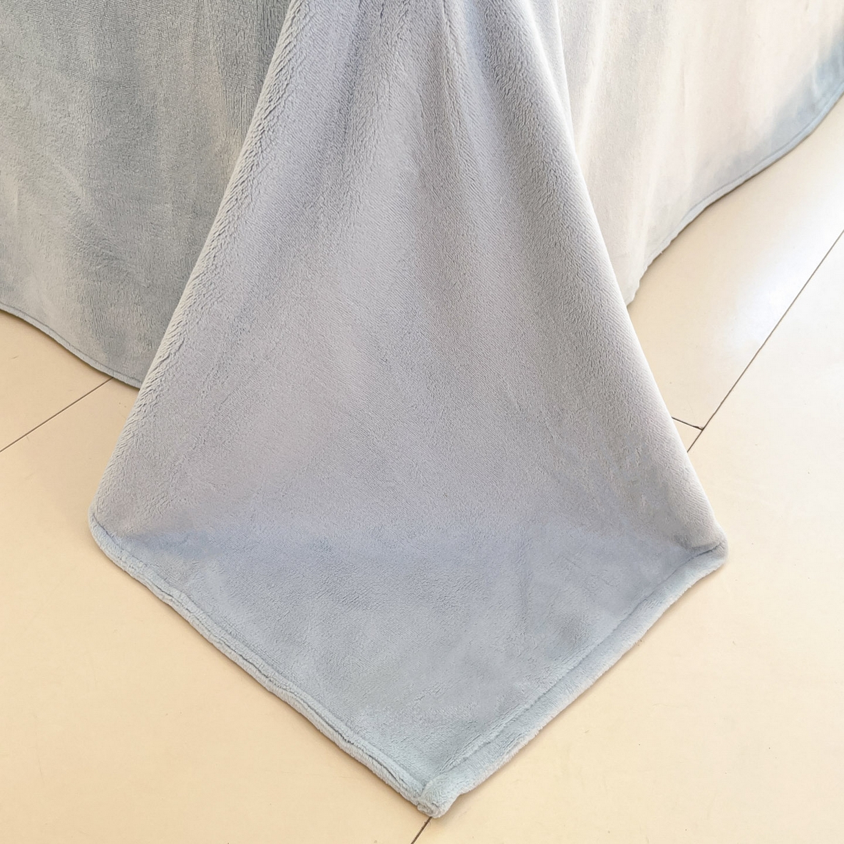 91家纺网 家纺一手货源 找家纺 慕澄家居 2025新款花边款牛奶绒印花四件套 花边款-蛋糕猫咪