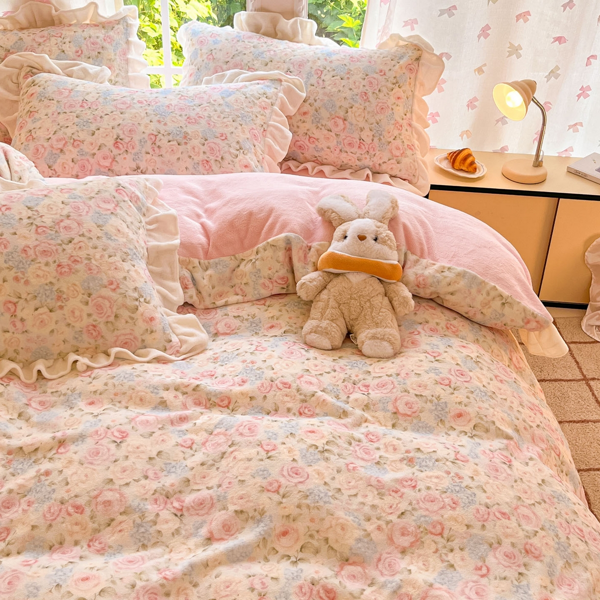 91家纺网 家纺一手货源 找家纺 慕澄家居 2025新款花边款牛奶绒印花四件套 花边款-繁花