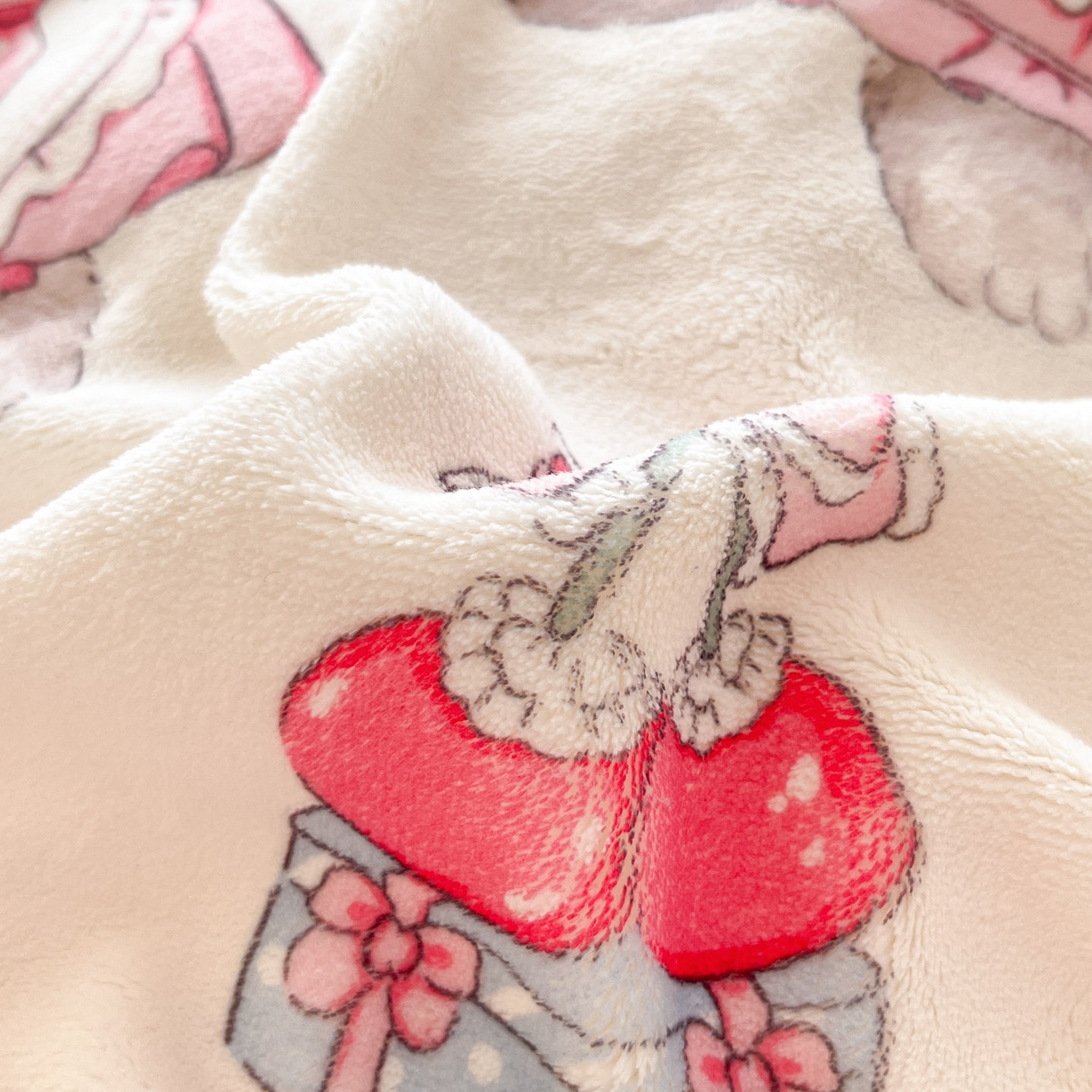 91家纺网 家纺一手货源 找家纺 慕澄家居 2025新款花边款牛奶绒印花四件套 花边款-粉色喵喵