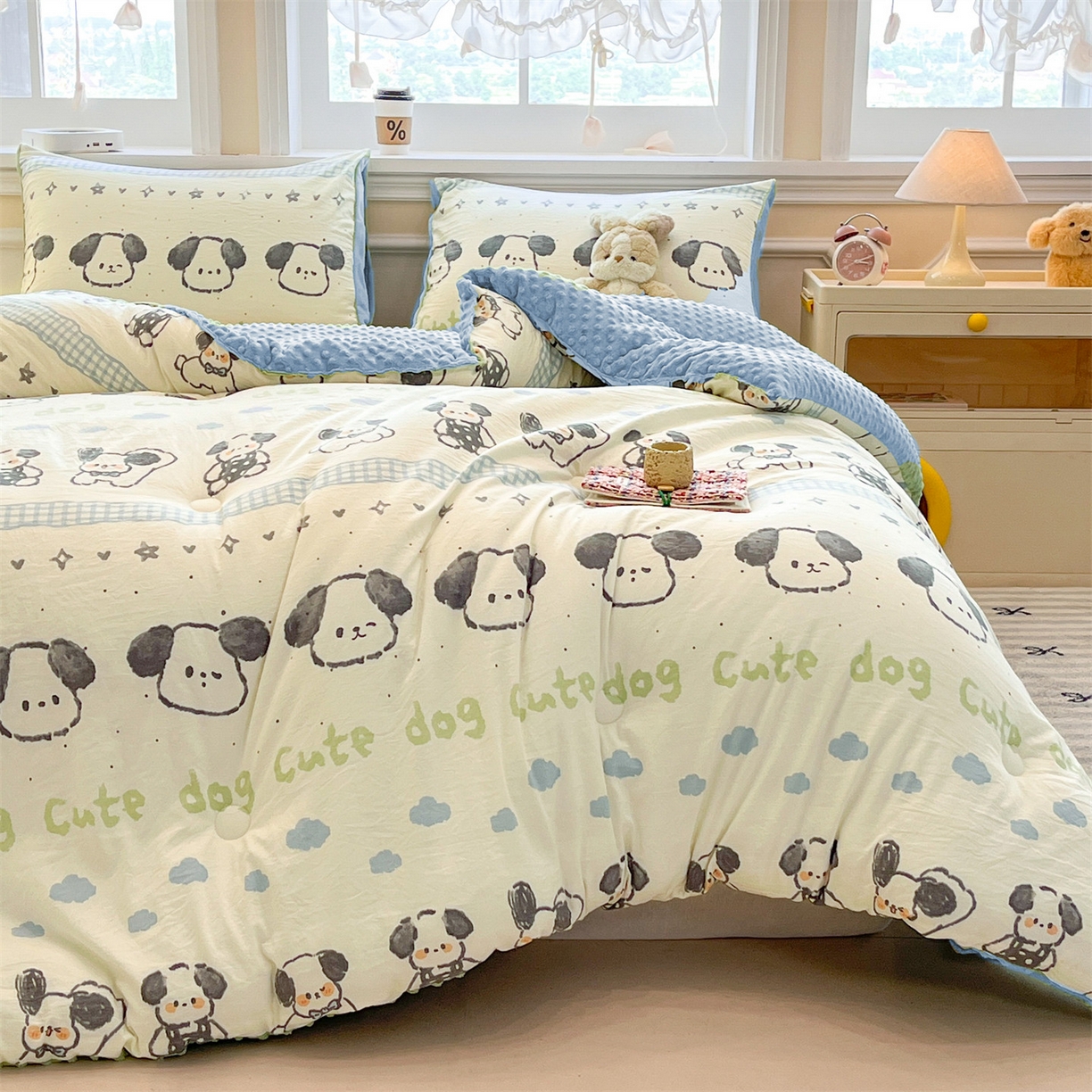 91家纺网 家纺一手货源 找家纺 盛秋家纺 2025新款A类水洗棉水晶绒豆豆被被子被芯 欢乐狗+水蓝