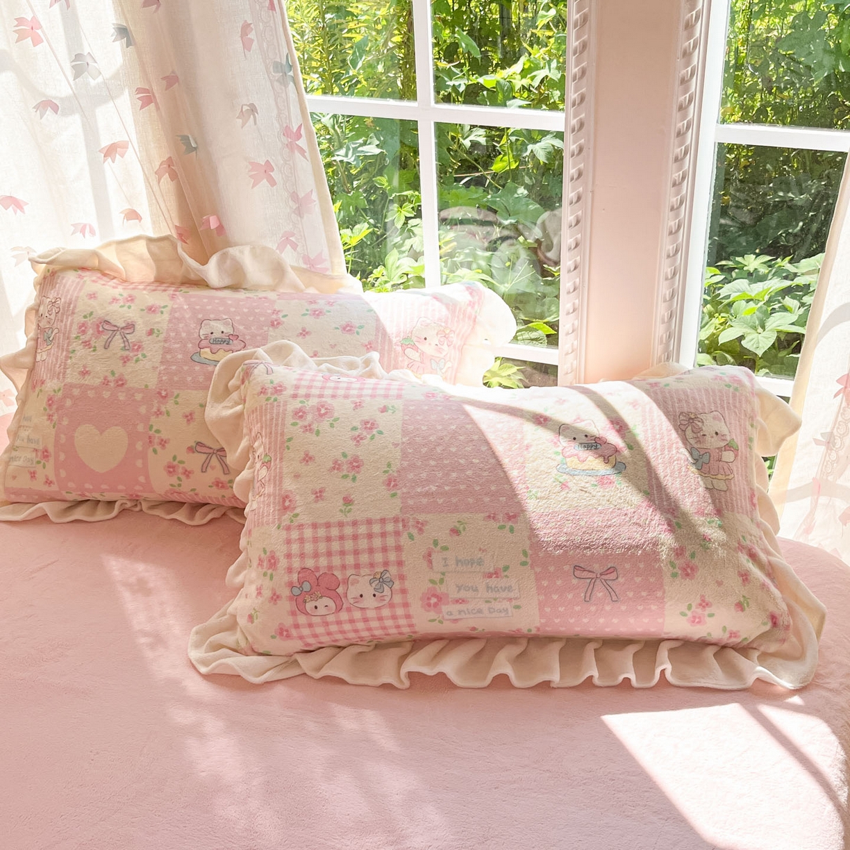 91家纺网 家纺一手货源 找家纺 慕澄家居 2025新款花边款牛奶绒印花四件套 花边款-格子小猫