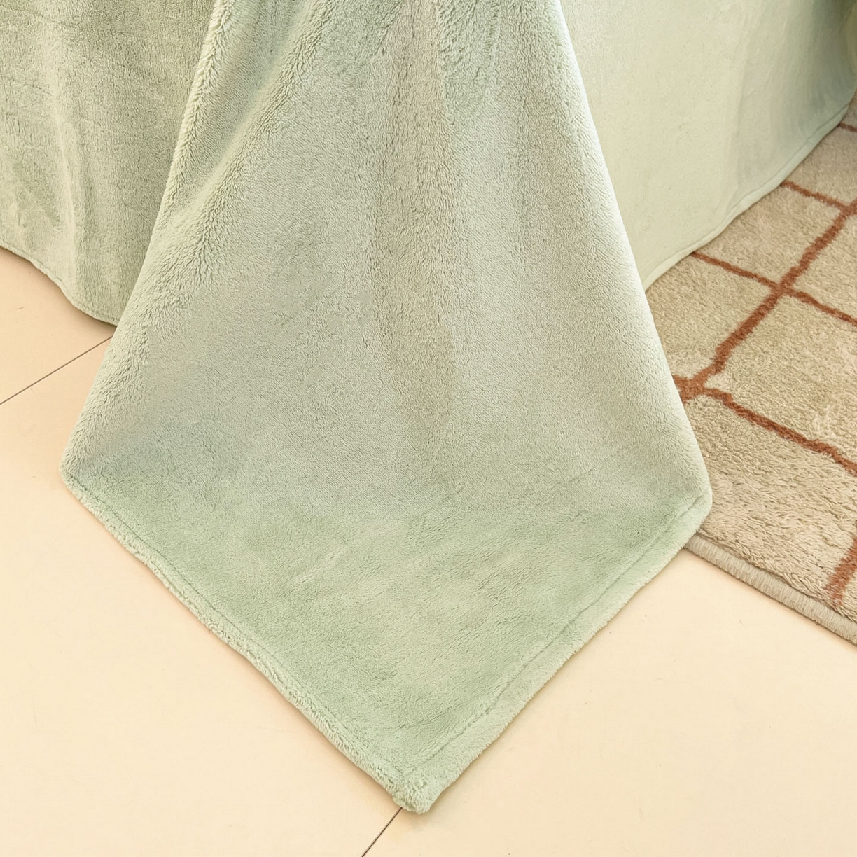 91家纺网 家纺一手货源 找家纺 慕澄家居 2025新款花边款牛奶绒印花四件套 花边款-快乐卡皮