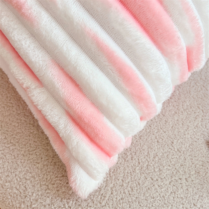 91家纺网 家纺一手货源 找家纺 圣比熊 2025新款法莱绒抱枕套法兰绒枕套宿舍枕芯套兔毛绒枕头套-抽条 法莱绒抽条-梦幻樱粉