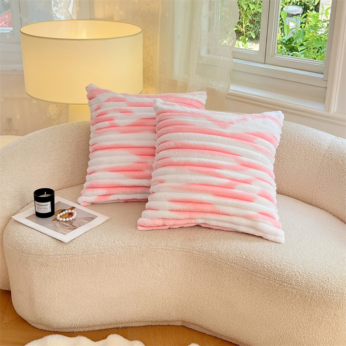 91家纺网 家纺一手货源 找家纺 圣比熊 2025新款法莱绒抱枕套法兰绒枕套宿舍枕芯套兔毛绒枕头套-抽条 法莱绒抽条-梦幻樱粉