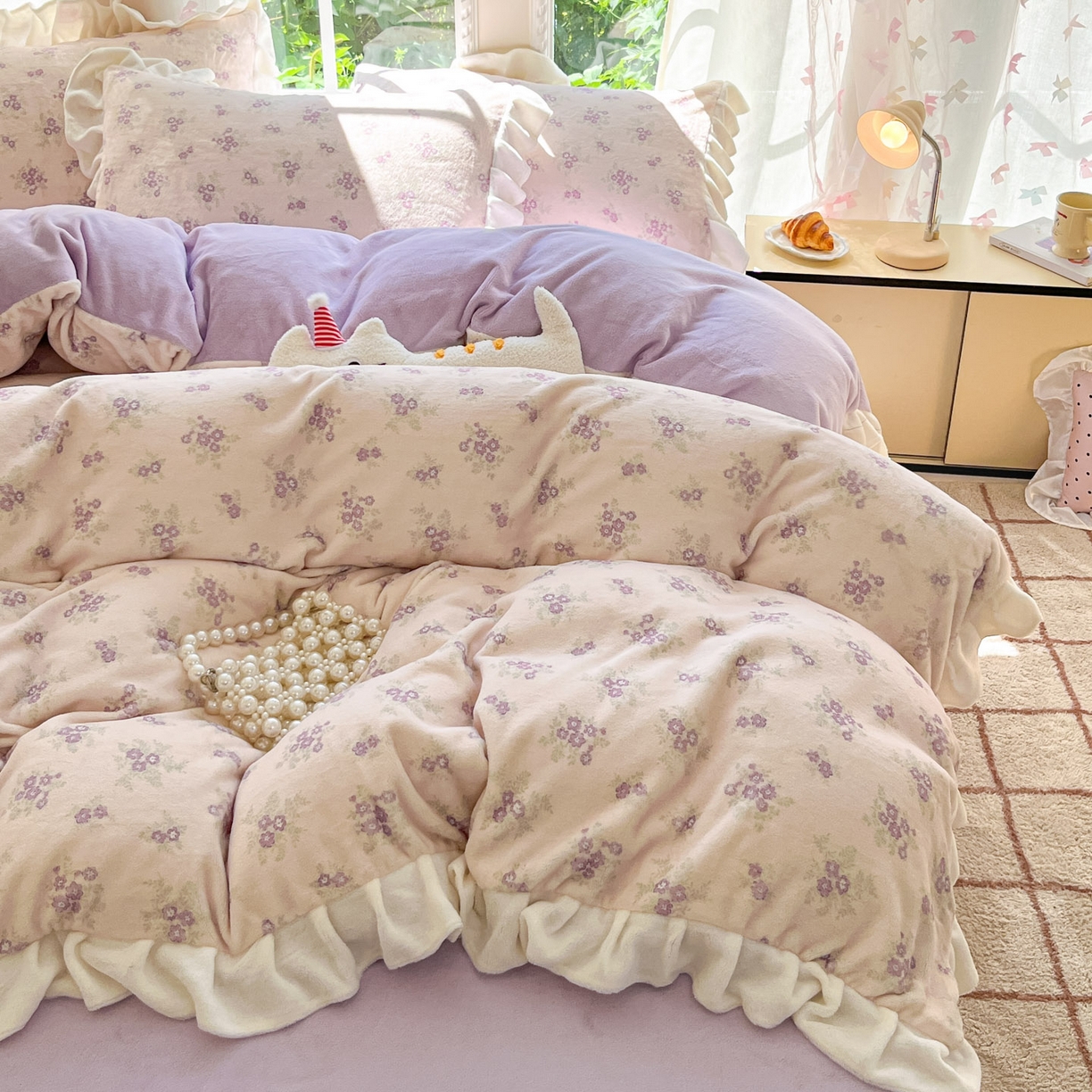 91家纺网 家纺一手货源 找家纺 慕澄家居 2025新款花边款牛奶绒印花四件套 花边款-梦幻花语