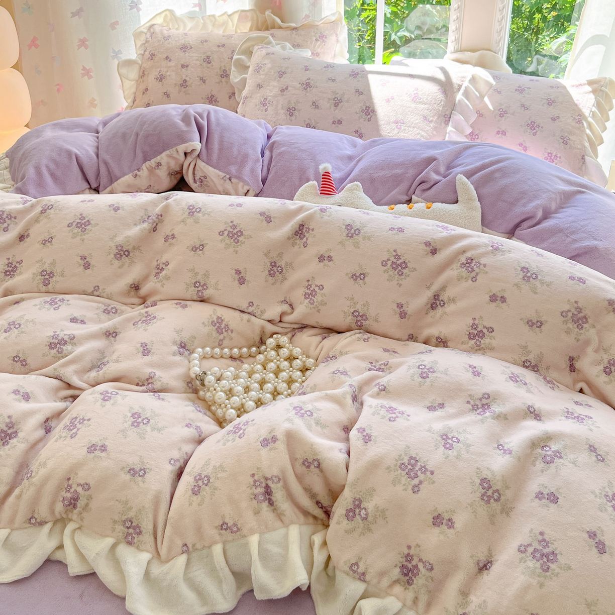 91家纺网 家纺一手货源 找家纺 慕澄家居 2025新款花边款牛奶绒印花四件套 花边款-梦幻花语