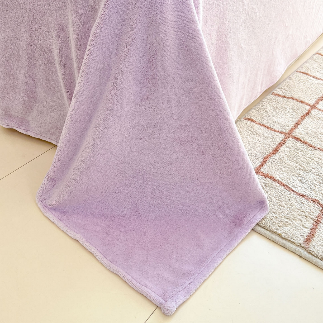 91家纺网 家纺一手货源 找家纺 慕澄家居 2025新款花边款牛奶绒印花四件套 花边款-梦幻花语