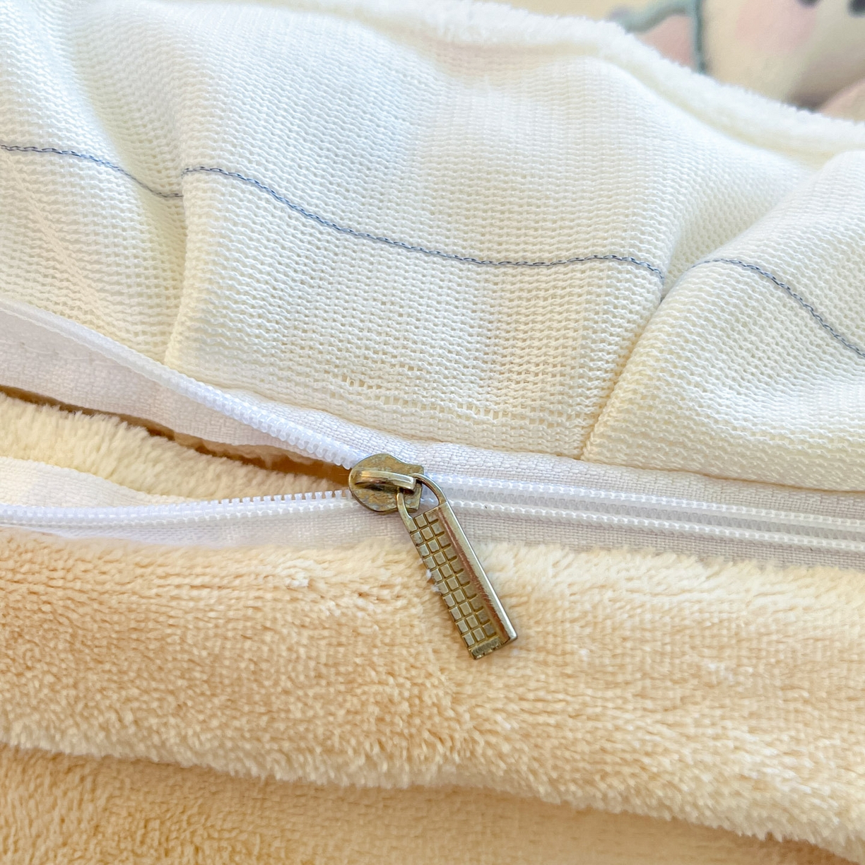 91家纺网 家纺一手货源 找家纺 慕澄家居 2025新款花边款牛奶绒印花四件套 花边款-奶奶可爱