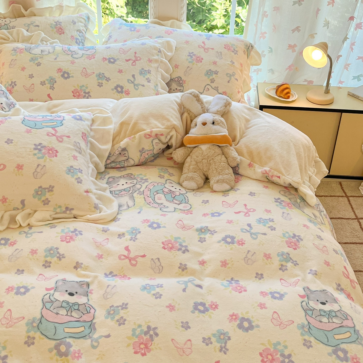 91家纺网 家纺一手货源 找家纺 慕澄家居 2025新款花边款牛奶绒印花四件套 花边款-奶奶可爱