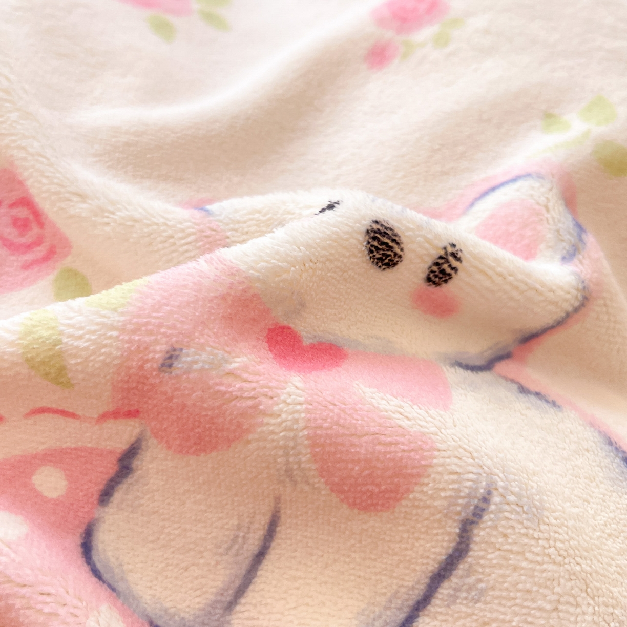 91家纺网 家纺一手货源 找家纺 慕澄家居 2025新款花边款牛奶绒印花四件套 花边款-碎花小汪