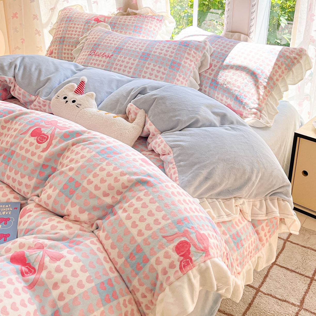 91家纺网 家纺一手货源 找家纺 慕澄家居 2025新款花边款牛奶绒印花四件套 花边款-心心相印