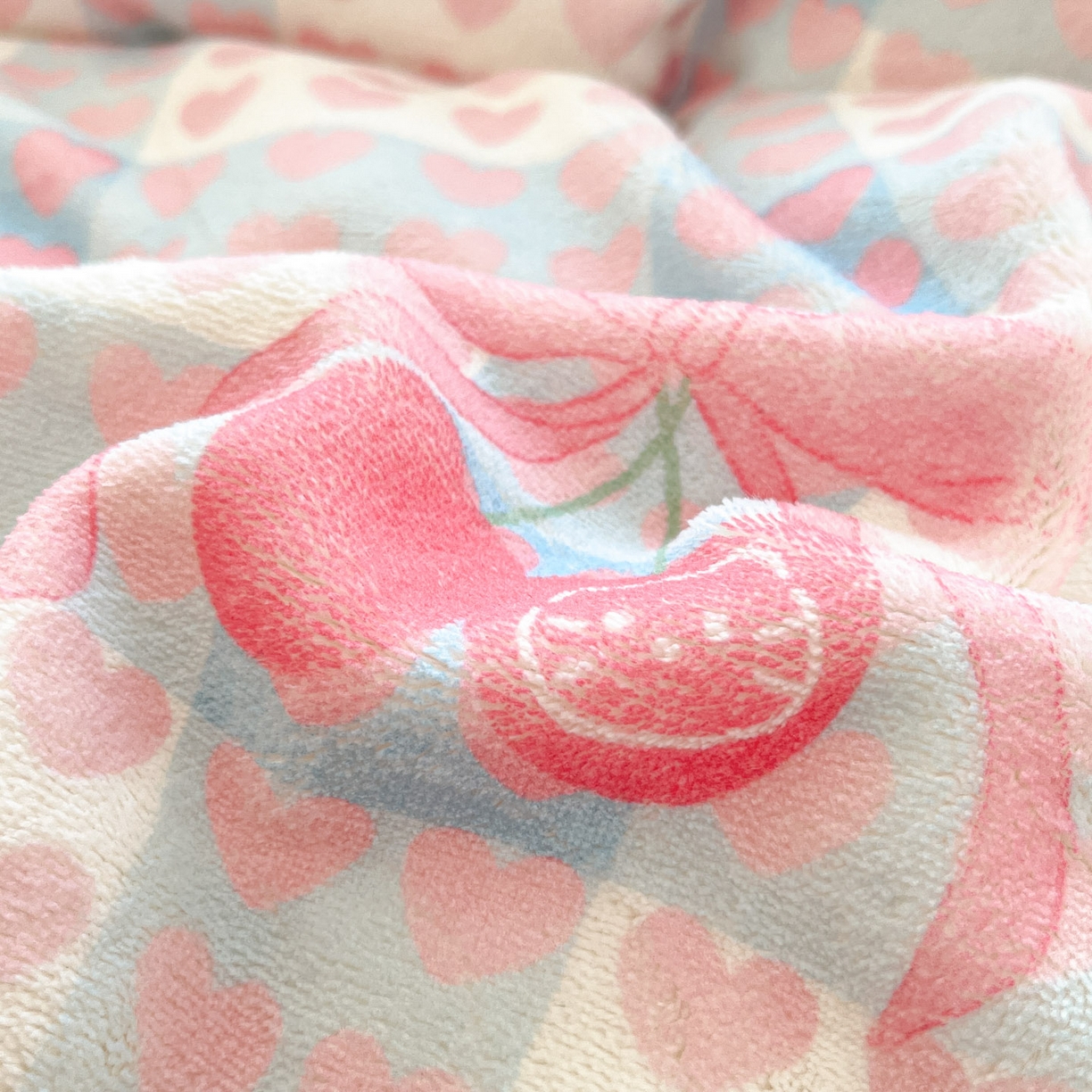 91家纺网 家纺一手货源 找家纺 慕澄家居 2025新款花边款牛奶绒印花四件套 花边款-心心相印