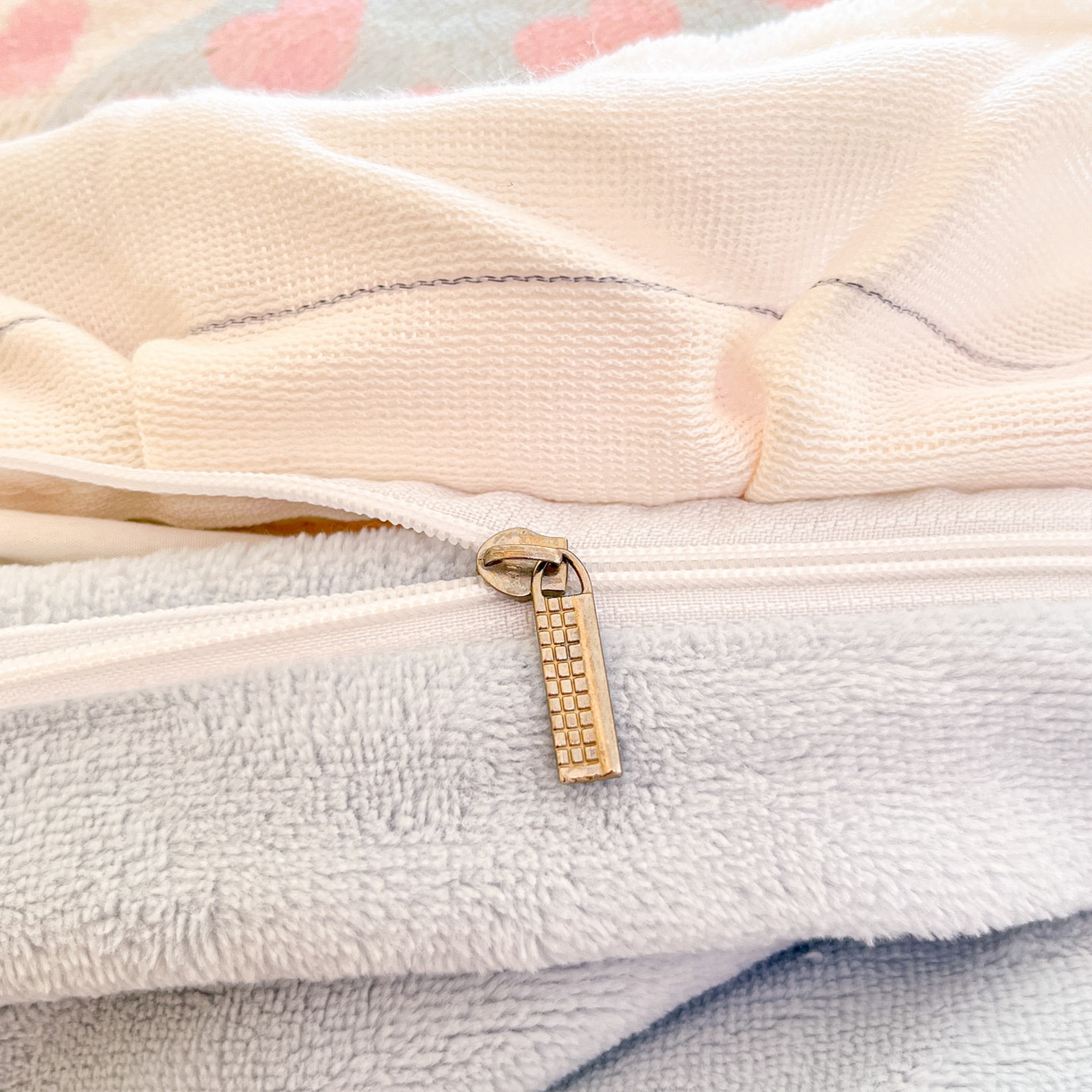 91家纺网 家纺一手货源 找家纺 慕澄家居 2025新款花边款牛奶绒印花四件套 花边款-心心相印