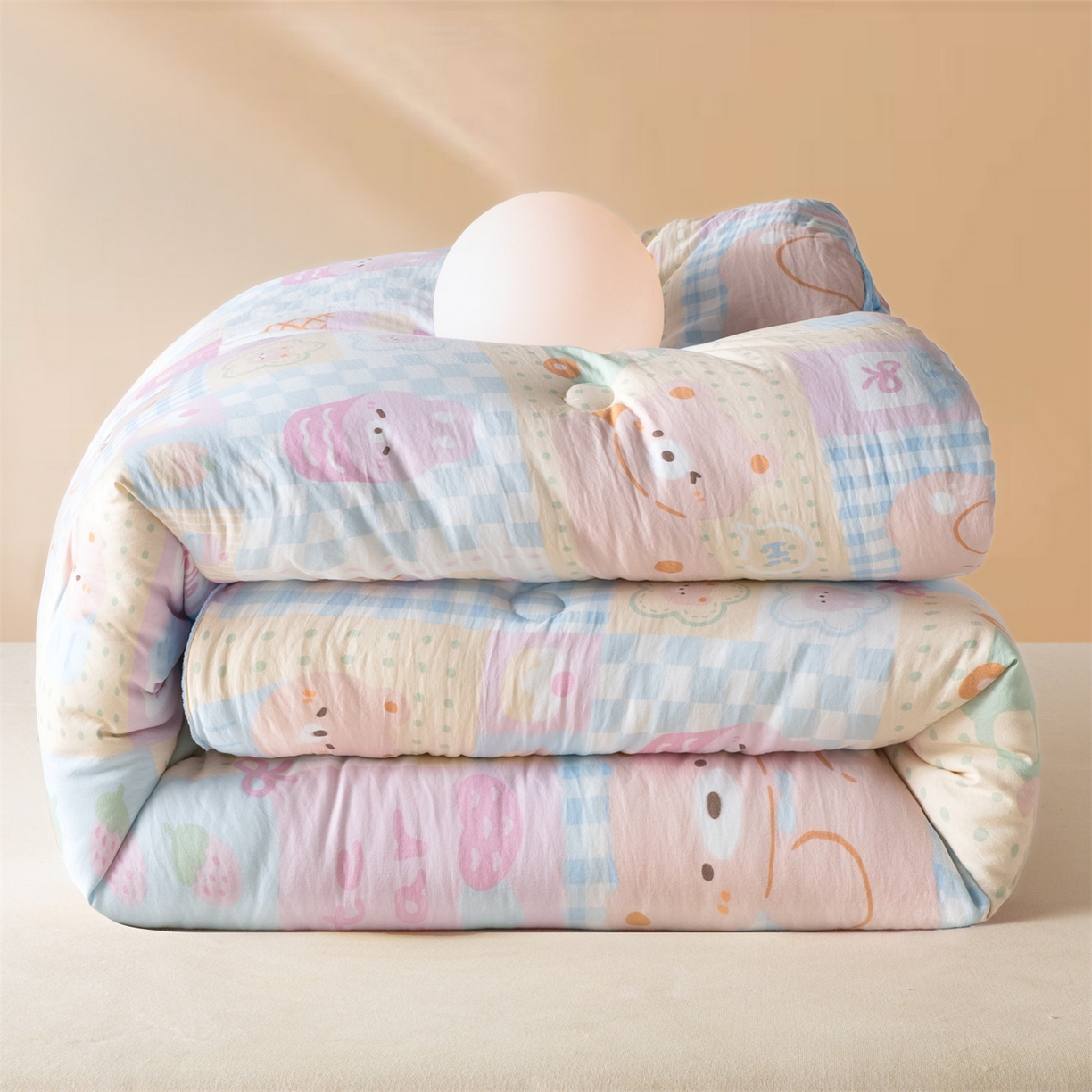 91家纺网 家纺一手货源 找家纺 盛秋家纺 2025新款A类水洗棉水晶绒豆豆被被子被芯 萌宠乐园+水蓝