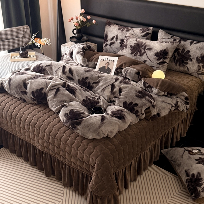 91家纺网 家纺一手货源 找家纺 （总）金盛皇朝家纺 2025新款加厚高克重兔毛牛奶绒美拉德色系床盖单件三件套四件套