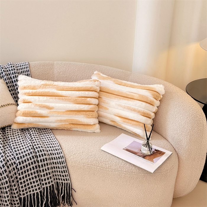 91家纺网 家纺一手货源 找家纺 梦舒羽 2025新款兔毛绒抱枕套法兰绒枕套宿舍枕芯套法莱绒30x50枕头套-抽条 兔毛绒抽条-梦幻奶咖