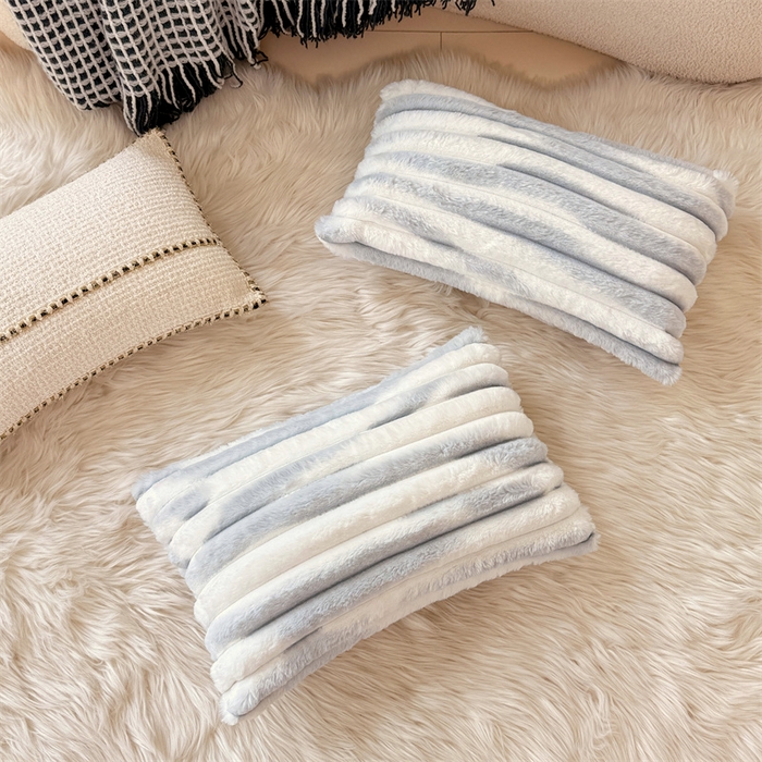 91家纺网 家纺一手货源 找家纺 梦舒羽 2025新款兔毛绒抱枕套法兰绒枕套宿舍枕芯套法莱绒30x50枕头套-抽条 兔毛绒抽条-梦幻浅灰