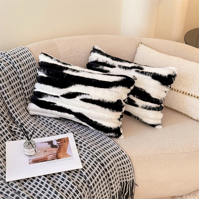 91家纺网 家纺一手货源 找家纺 梦舒羽 2025新款兔毛绒抱枕套法兰绒枕套宿舍枕芯套法莱绒30x50枕头套-抽条 兔毛绒抽条-梦幻墨白