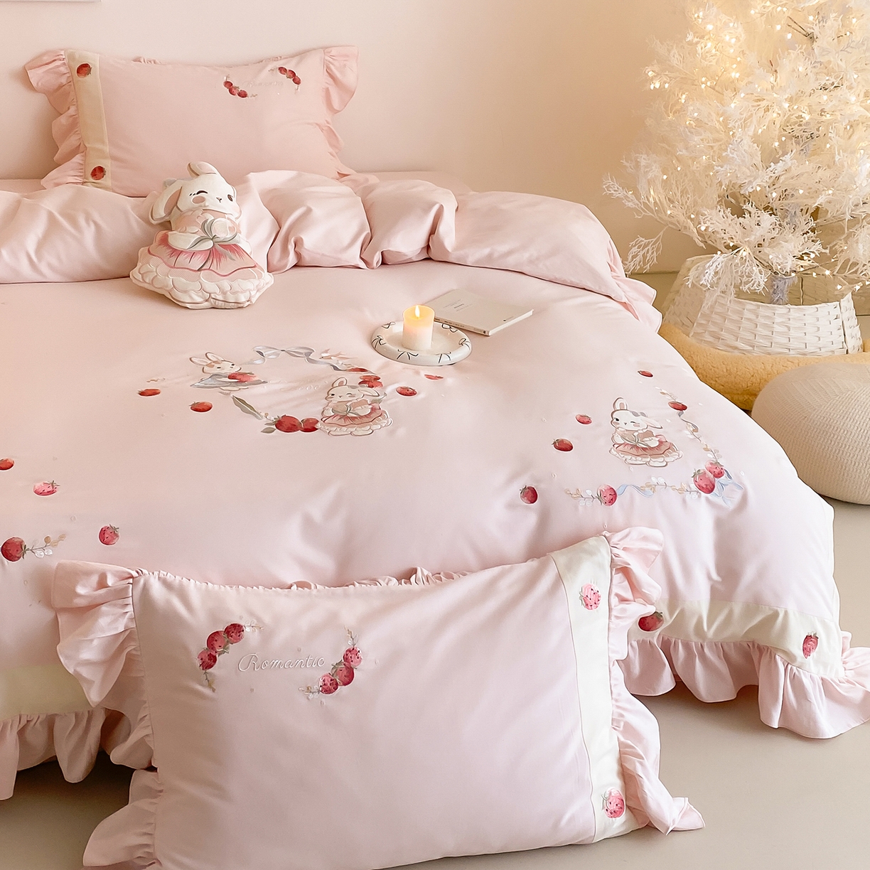 91家纺网 家纺一手货源 找家纺 （总）MIU缪家居 2025新款100支全棉磨毛四件套-草莓多多（控价368）