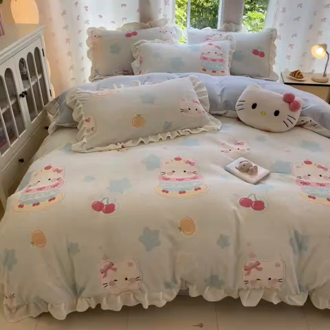 91家纺网 家纺一手货源 找家纺 慕澄家居 2025新款花边款牛奶绒印花四件套 花边款-蛋糕猫咪