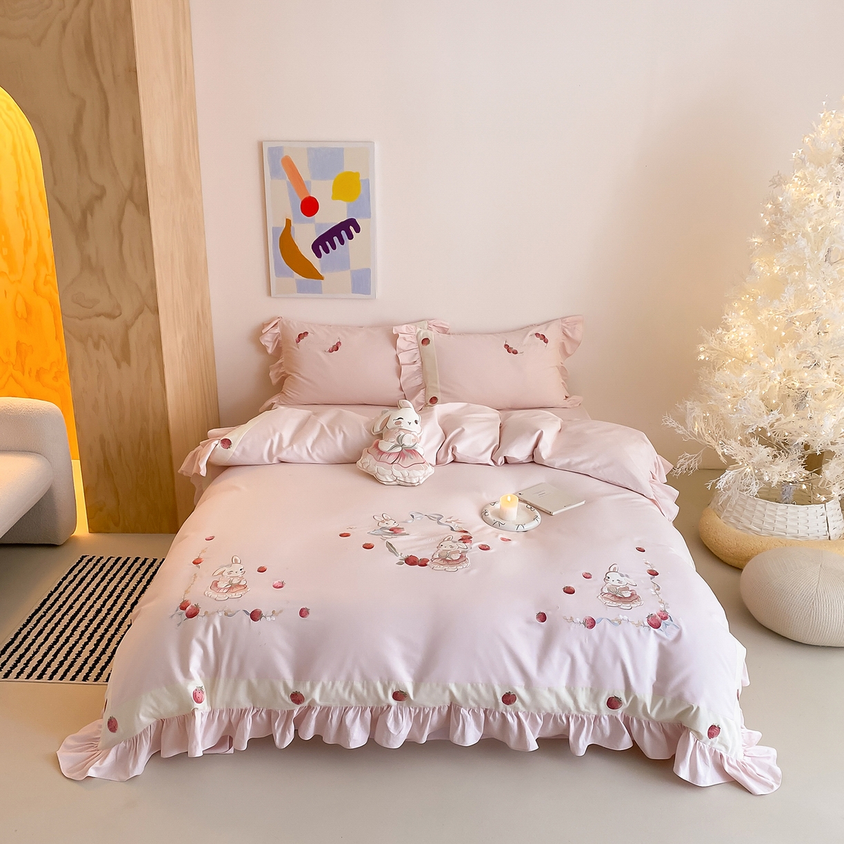 91家纺网 家纺一手货源 找家纺 （总）MIU缪家居 2025新款100支全棉磨毛四件套-草莓多多（控价368）