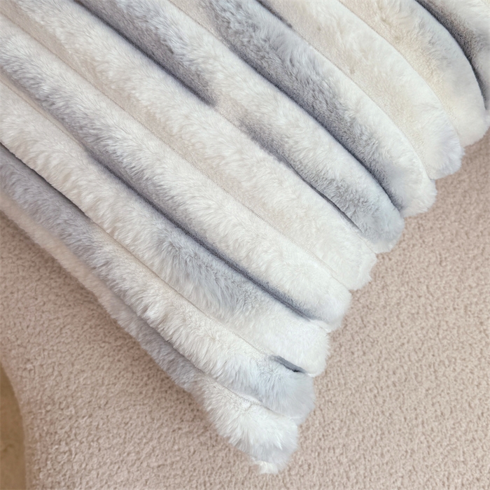 91家纺网 家纺一手货源 找家纺 （总）梦舒羽 2025新款兔毛绒抱枕套法兰绒枕套宿舍枕芯套法莱绒枕头套-抽条