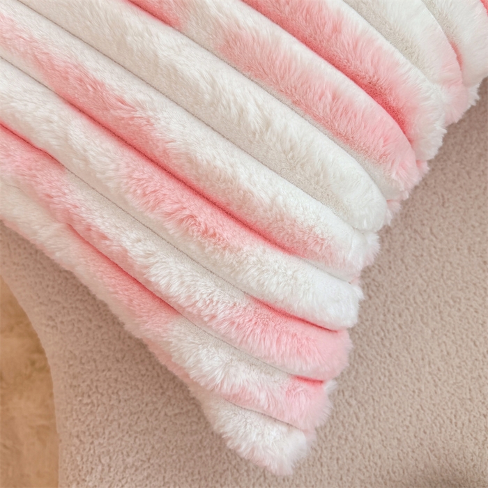 91家纺网 家纺一手货源 找家纺 梦舒羽 2025新款兔毛绒抱枕套法兰绒枕套宿舍枕芯套法莱绒枕头套-抽条 兔毛绒抽条-梦幻樱粉