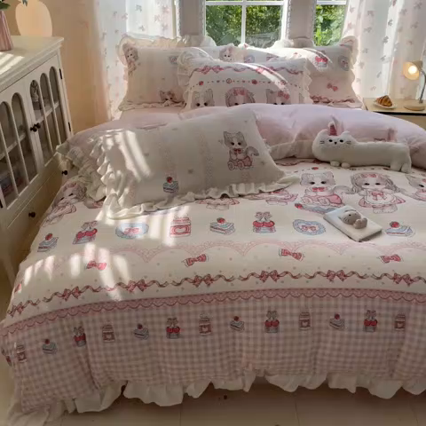 91家纺网 家纺一手货源 找家纺 慕澄家居 2025新款花边款牛奶绒印花四件套 花边款-粉色喵喵