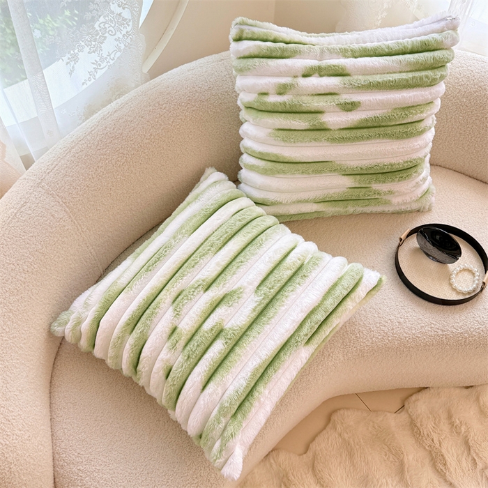 91家纺网 家纺一手货源 找家纺 梦舒羽 2025新款兔毛绒抱枕套法兰绒枕套宿舍枕芯套法莱绒枕头套-抽条 兔毛绒抽条-梦幻果绿