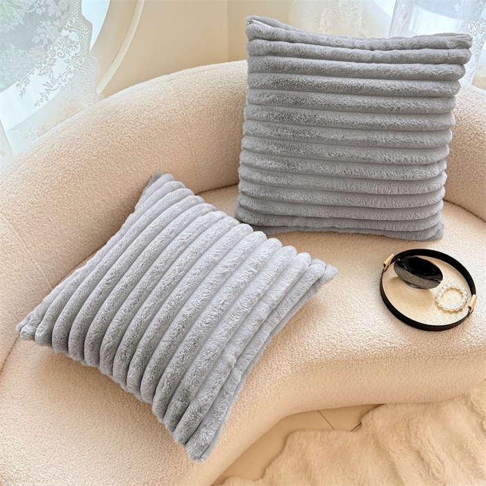 91家纺网 家纺一手货源 找家纺 梦舒羽 2025新款兔毛绒抱枕套法兰绒枕套宿舍枕芯套法莱绒枕头套-抽条 兔毛绒抽条-烟雨灰