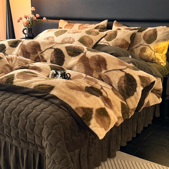 91家纺网 家纺一手货源 找家纺 （总）金盛皇朝家纺 2025新款加厚高克重兔毛牛奶绒美拉德色系床盖单件三件套四件套