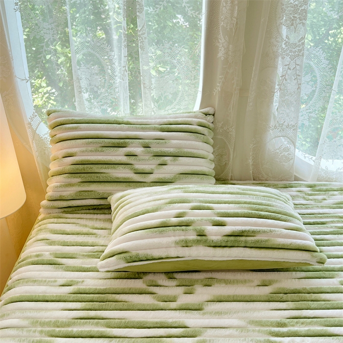 91家纺网 家纺一手货源 找家纺 梦舒羽 2025新款兔毛绒床笠床垫法兰绒保护套牛奶绒席梦思法莱绒床垫套-抽条 兔毛绒抽条-梦幻果绿