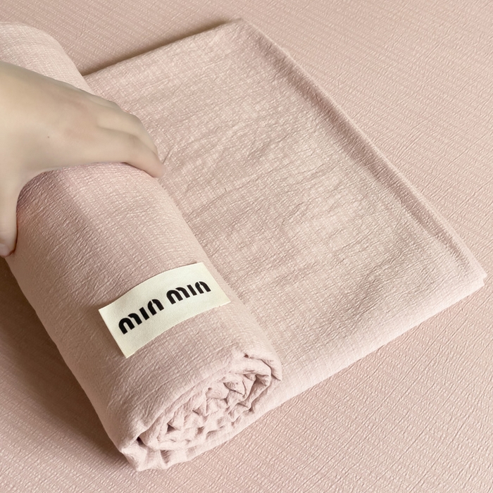 91家纺网 家纺一手货源 找家纺 澜妃 2025新款云感提花双层纱单床单  红灰泡泡