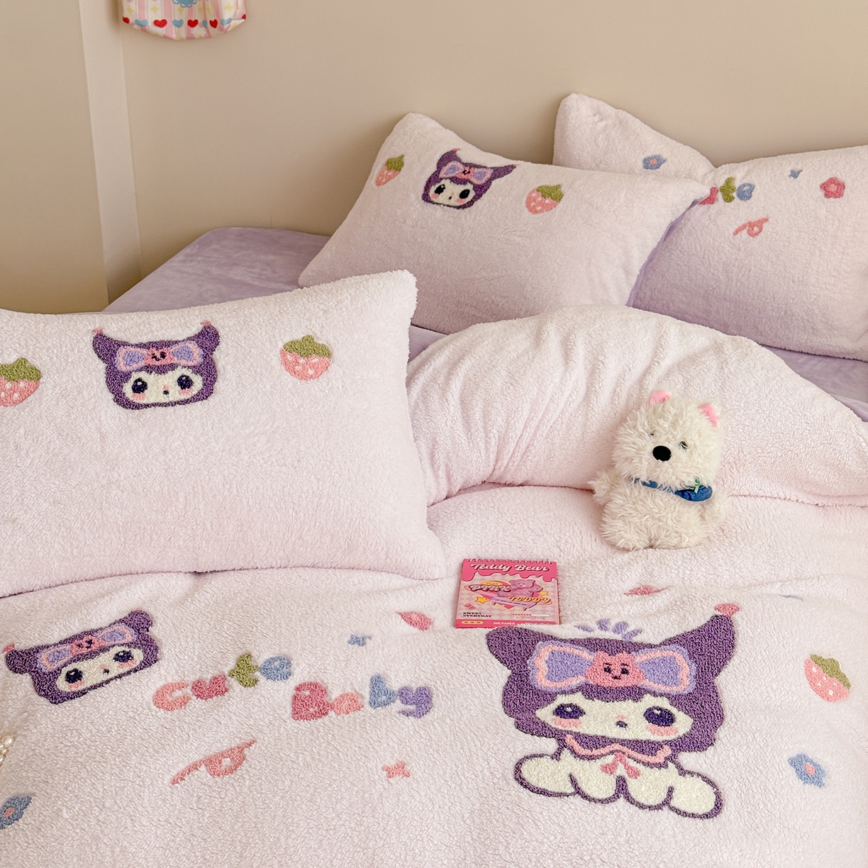 91家纺网 家纺一手货源 找家纺 典曼家纺 2025新款A类羊羔绒刺绣四件套系列 甜心宝贝