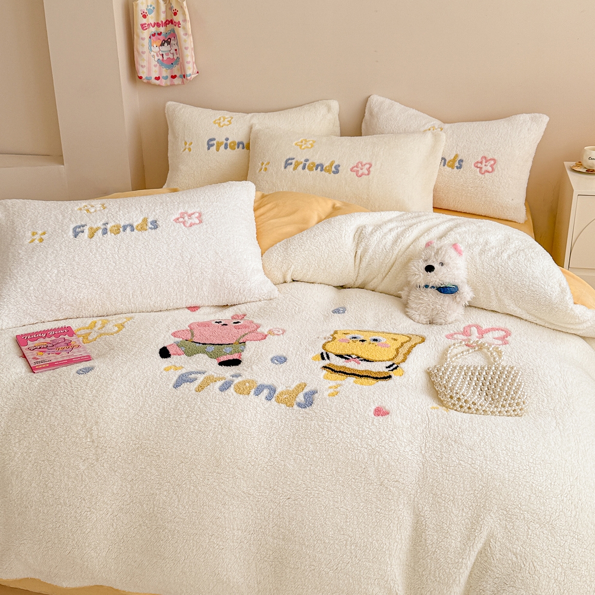 91家纺网 家纺一手货源 找家纺 典曼家纺 2025新款A类羊羔绒刺绣四件套系列 好伙伴