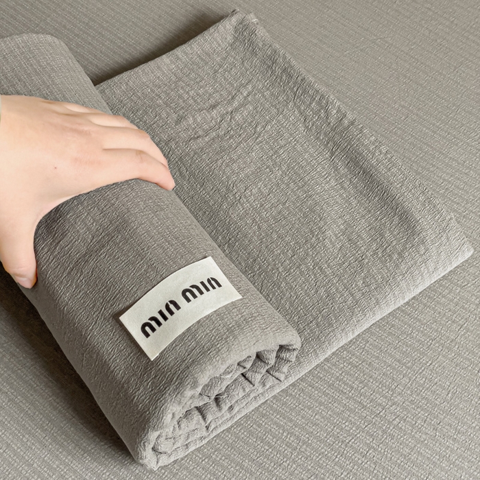 91家纺网 家纺一手货源 找家纺 澜妃 2025新款云感提花双层纱单床单  灰色泡泡