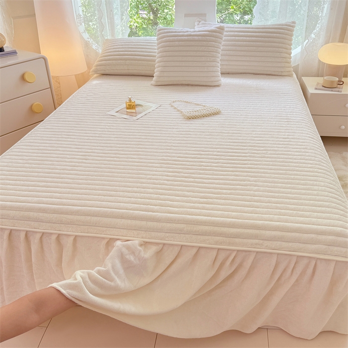梦舒羽 2025新款兔毛绒床裙法兰绒床垫保护罩牛奶绒床垫法莱绒床单罩-抽条 兔毛绒抽条-晨曦白