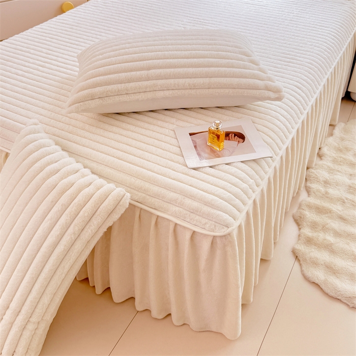 91家纺网 家纺一手货源 找家纺 梦舒羽 2025新款兔毛绒床裙法兰绒床垫保护罩牛奶绒床垫法莱绒床单罩-抽条 兔毛绒抽条-晨曦白
