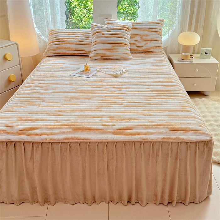 91家纺网 家纺一手货源 找家纺 梦舒羽 2025新款兔毛绒床裙法兰绒床垫保护罩牛奶绒床垫法莱绒床单罩-抽条 兔毛绒抽条-梦幻奶咖