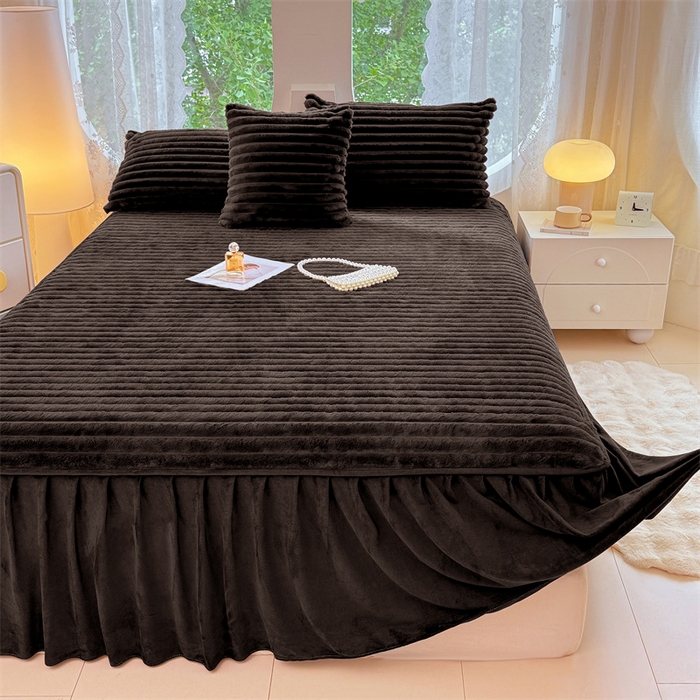 91家纺网 家纺一手货源 找家纺 梦舒羽 2025新款兔毛绒床裙法兰绒床垫保护罩牛奶绒床垫法莱绒床单罩-抽条 兔毛绒抽条-咖啡色