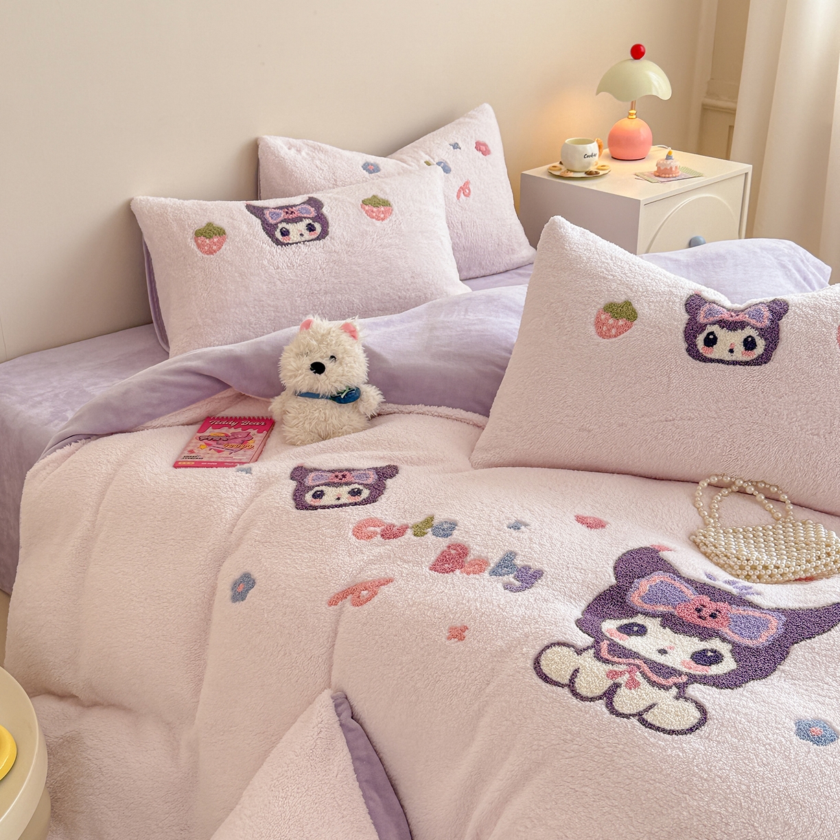 91家纺网 家纺一手货源 找家纺 典曼家纺 2025新款A类羊羔绒刺绣四件套系列 甜心宝贝