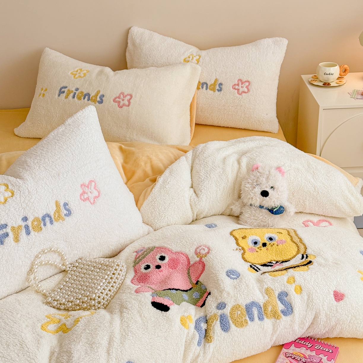 91家纺网 家纺一手货源 找家纺 典曼家纺 2025新款A类羊羔绒刺绣四件套系列 好伙伴