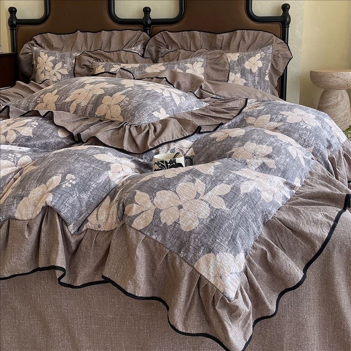 91家纺网 家纺一手货源 找家纺 丝芙妮家居（原乐视家纺） 2025新款A类原麻复合印花花边四件套 漫步花庭