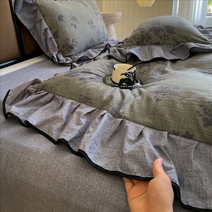 91家纺网 家纺一手货源 找家纺 丝芙妮家居（原乐视家纺） 2025新款A类原麻复合印花花边四件套 夜色未央