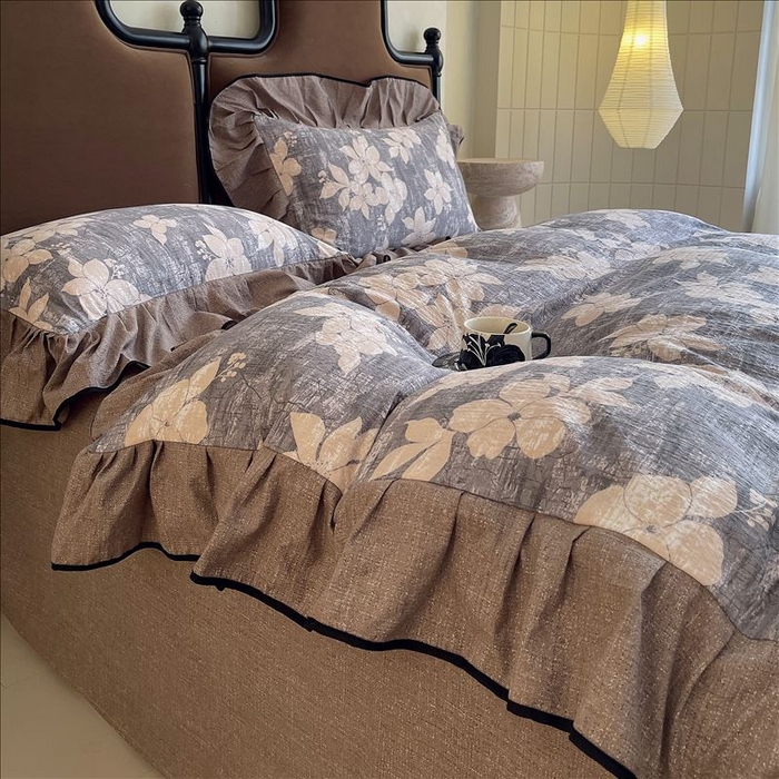 91家纺网 家纺一手货源 找家纺 丝芙妮家居（原乐视家纺） 2025新款A类原麻复合印花花边四件套 漫步花庭