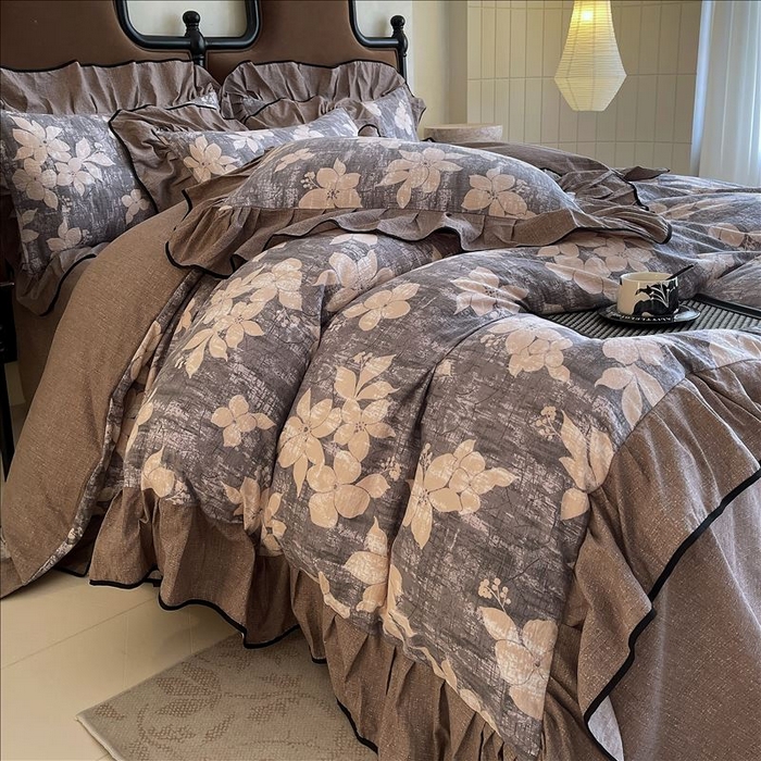 91家纺网 家纺一手货源 找家纺 丝芙妮家居（原乐视家纺） 2025新款A类原麻复合印花花边四件套 漫步花庭